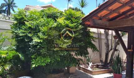 FJM IMÓVEIS Vende: Casa de 226m² em Maravista, Niterói: 3 quartos, 2 suítes, 4 banheiros por R$ 880.000 para venda