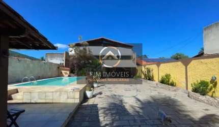 Esta é a casa dos seus sonhos! Localizada em Piratininga - Niterói, ela possui 100m² de área útil e é composta por 4 dormitórios e 5 banheiros, perfeita para acomodar toda a sua família com conforto e