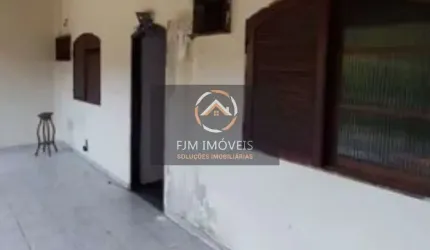 Casa em Fonseca, Niterói com 4 quartos e 3 banheiros - Venda R$ 400.000