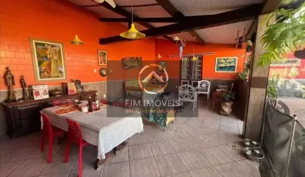 FJM IMÓVEIS VENDE: Casa em Piratininga, Niterói: 5 dorms, 2 suítes, 3 banheiros, 165m². Venda por R$ 1.600.000. Confira!