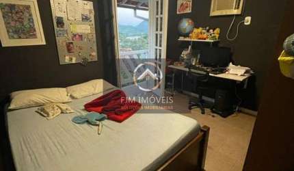 FJM Imoveis vende: Casa no Condomínio Lirios do Campo 4, Niterói: 6 Dormitórios por R$900k