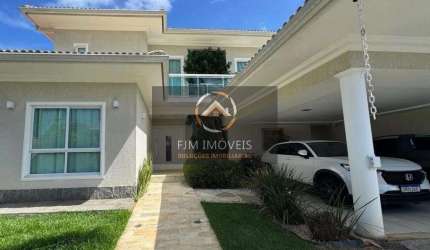 Venda de Casa em Camboinhas - 5 Suítes, 418m²  R$3.360.000