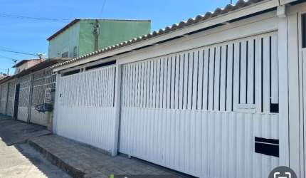 Vendo Excelente Casa de 2 quartos na Qr 303, Santa Maria -DF