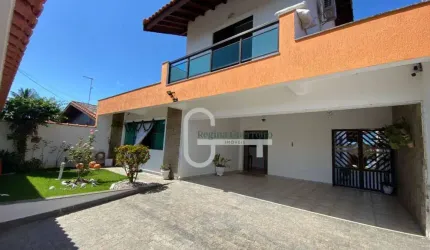 Casa com 4 dormitórios à venda, 250 m² por R$ 1.100.000,00 - Balneário Stella Maris - Peruíbe/SP
