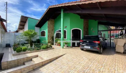 Casa com 3 dormitórios à venda, 180 m² por R$ 900.000,00 - Centro - Peruíbe/SP