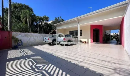 Casa com 3 dormitórios à venda, 220 m² por R$ 990.000,00 - Centro - Peruíbe/SP
