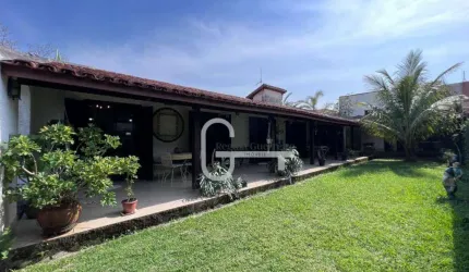 Casa com 4 dormitórios à venda, 212 m² por R$ 750.000,00 - Balneário Florida - Peruíbe/SP
