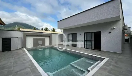 Casa com 4 dormitórios à venda, 225 m² por R$ 1.600.000,00 - Centro - Peruíbe/SP