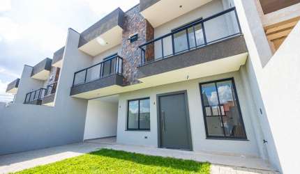 Sobrado duplex com ótimo padrão de construção e acabamentos no Afonso Pena