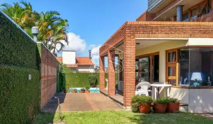 Casa com 3 quartos à venda na Rua de Souza Júnior, 74, Medianeira, Porto Alegre, 276 m2 por R$ 2.000.000