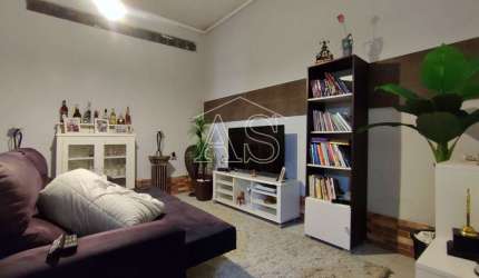 Casa com 2 quartos à venda na Rua Gonçalves Ledo, 233, Partenon, Porto Alegre por R$ 950.000
