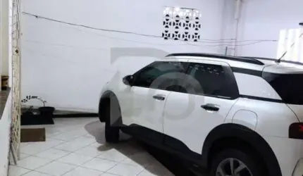 Casa Para Vender com 3 quartos no bairro São Conrado em Aracaju