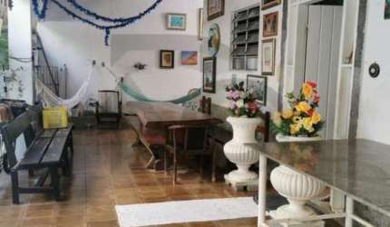 Casa Para Vender com 5 quartos 2 suítes no bairro Atalaia em Aracaju