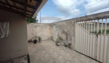 Casa Para Vender com 3 quartos 1 suíte no bairro Aruana em Aracaju