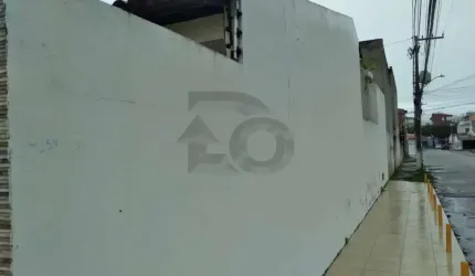 Casa Para Vender com 3 quartos 3 suítes no bairro Farolândia em Aracaju