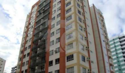 Apartamento Selecione com 3 quartos 1 suítes no bairro Treze de Julho em Aracaju