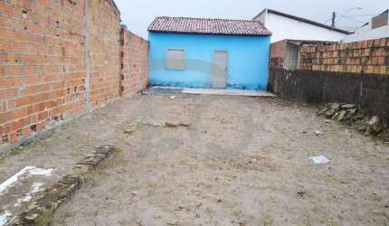 Casa Para Vender com 2 quartos no bairro Rosa Maria em São Cristóvão