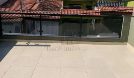 Sobrado Espaçoso com 3 Quartos e Churrasqueira