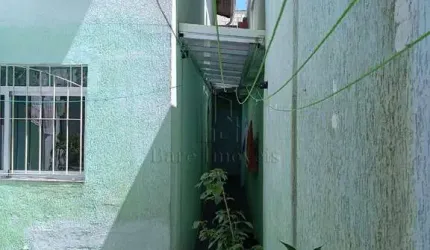 Sobrado Porteira Fechada no Bairro Casa Branca – Pronto para Morar!