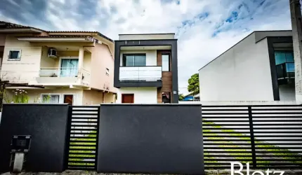 Casa com 3 dormitórios à venda, 132 m² por R$ 520.000,00 - Ingleses - Florianópolis/SC