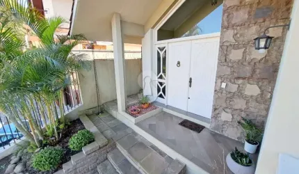 Casa com 4 quartos à venda no Primavera, Novo Hamburgo  por R$ 1.320.000