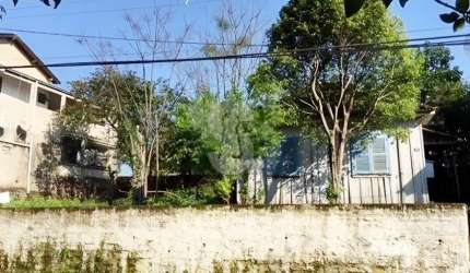 Terreno à venda no Morro do Espelho, São Leopoldo  por R$ 300.000
