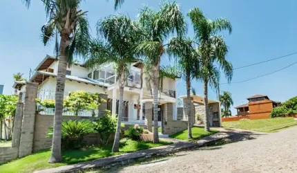 Casa com 3 quartos à venda no Cristo Rei, São Leopoldo  por R$ 1.484.000