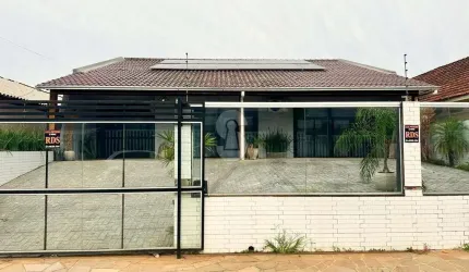 Casa com 3 quartos à venda no Rio dos Sinos, São Leopoldo  por R$ 690.000
