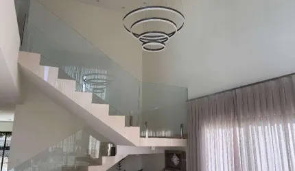 Casa à Venda em Comercial Norte