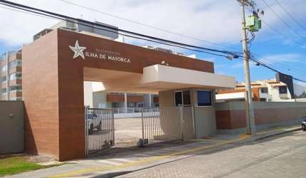 Apartamento de 2 quartos na Praia do Flamengo, Salvador-BA, com suíte, sala, 2 banheiros e 2 vagas de garagem!