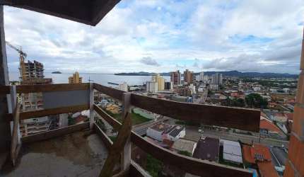Cobertura para Venda em Balneário Piçarras, CENTRO, 3 dormitórios, 3 suítes, 4 banheiros, 2 vagas