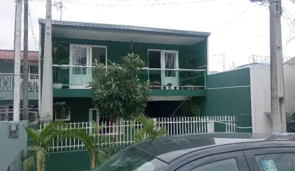 Lindo sobrado de 4 dormitorios R$ 465.000, Pinheirinho - Curitiba - Pr.
