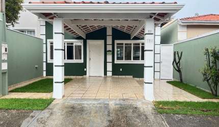 Alugo casa térrea no Cond. Villagio de Itaici