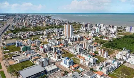 Apartamento na planta no bairro de Intermares
