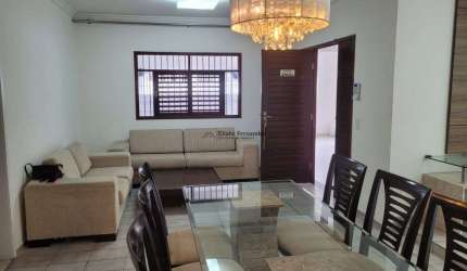 Excelente casa com 03 quartos, 200m², p/ venda em Candelária, Natal/RN