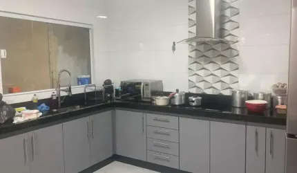 Casa para Venda em Campinas, Residencial Cittá di Salerno, 3 dormitórios, 1 suíte, 3 banheiros, 3 vagas