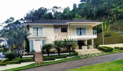 Excelente Casa de Alto padrão em condomínio de Luxo em Teresópolis/RJ