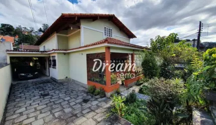 Casa com 4 dormitórios à venda, 131 m² por R$ 790.000,00 - Tijuca - Teresópolis/RJ