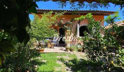 CASA LINDA EM CONDOMÍNIO COM LAZER – VARGEM GRANDE - TERESÓPOLIS.