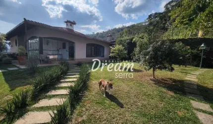 OPORTUNIDADE DE CASA NO GOLFE - TERESÓPOLIS/RJ