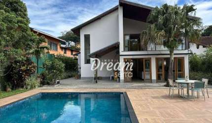 Casa com 5 suítes em condomínio à venda, 460 m² por R$ 3.000.000 - Carlos Guinle - Teresópolis/RJ