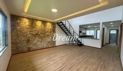 Casa com 2 quartos + mezanino à venda, 130 m² por R$ 720.000 - Albuquerque - Teresópolis/RJ