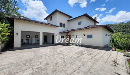 Casa com 4 dormitórios à venda, 269 m² por R$ 1.700.000,00 - Albuquerque - Teresópolis/RJ