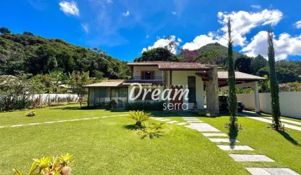 Casa com 5 dormitórios à venda, 349 m² por R$ 1.800.000,00 - Albuquerque - Teresópolis/RJ