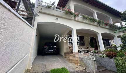 Casa com 3 dormitórios à venda, 287 m² por R$ 1.590.000,00 - Várzea - Teresópolis/RJ