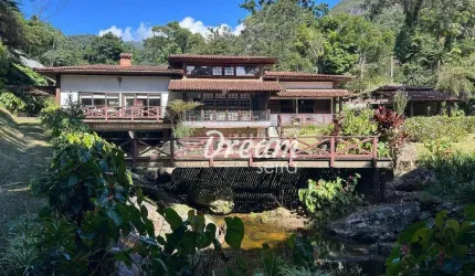 Casa com 3 dormitórios à venda, 300 m² por R$ 1.500.000,00 - Parque do Ingá - Teresópolis/RJ