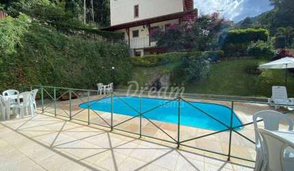Casa com 3 dormitórios à venda, 120 m² por R$ 490.000,00 - Cascata dos Amores - Teresópolis/RJ
