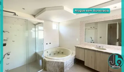 Apartamento Alugar Agua Verde 284m² com 2 suites, 2 demi-suites, cozinha planejada e 3 vagas de garagem
