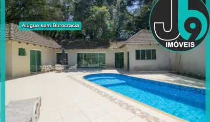 Casa para alugar em Santa Felicidade com 3 quartos, 8 vagas de garagem, churrasqueira e piscina com 500m² por R$13.000,00/mês