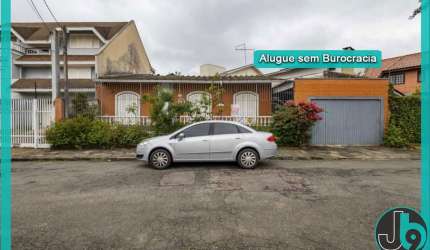 Casa Para Alugar no Bigorrilho com 4 Quartos, 2 suítes, 3 banheiros, 2 vagas de garagem e 277m² por R$ 5.500,00/mês